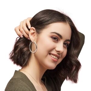 $5 Start Fri Psh Shw - 925 SILVER HOOP EARRINGS NWT!